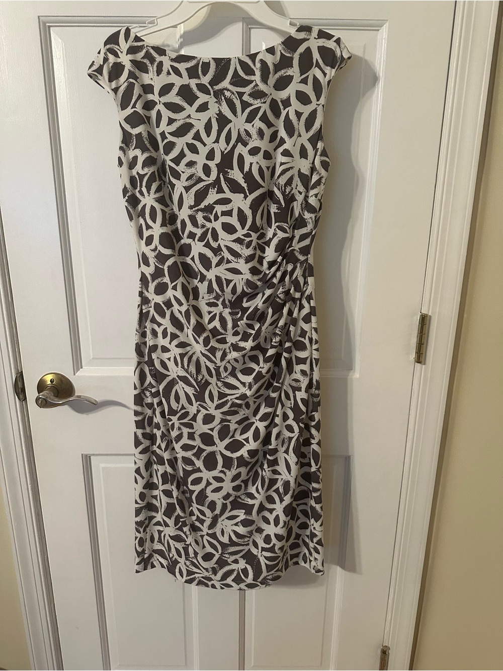 Classic Patterned Cap-Sleeve Dress